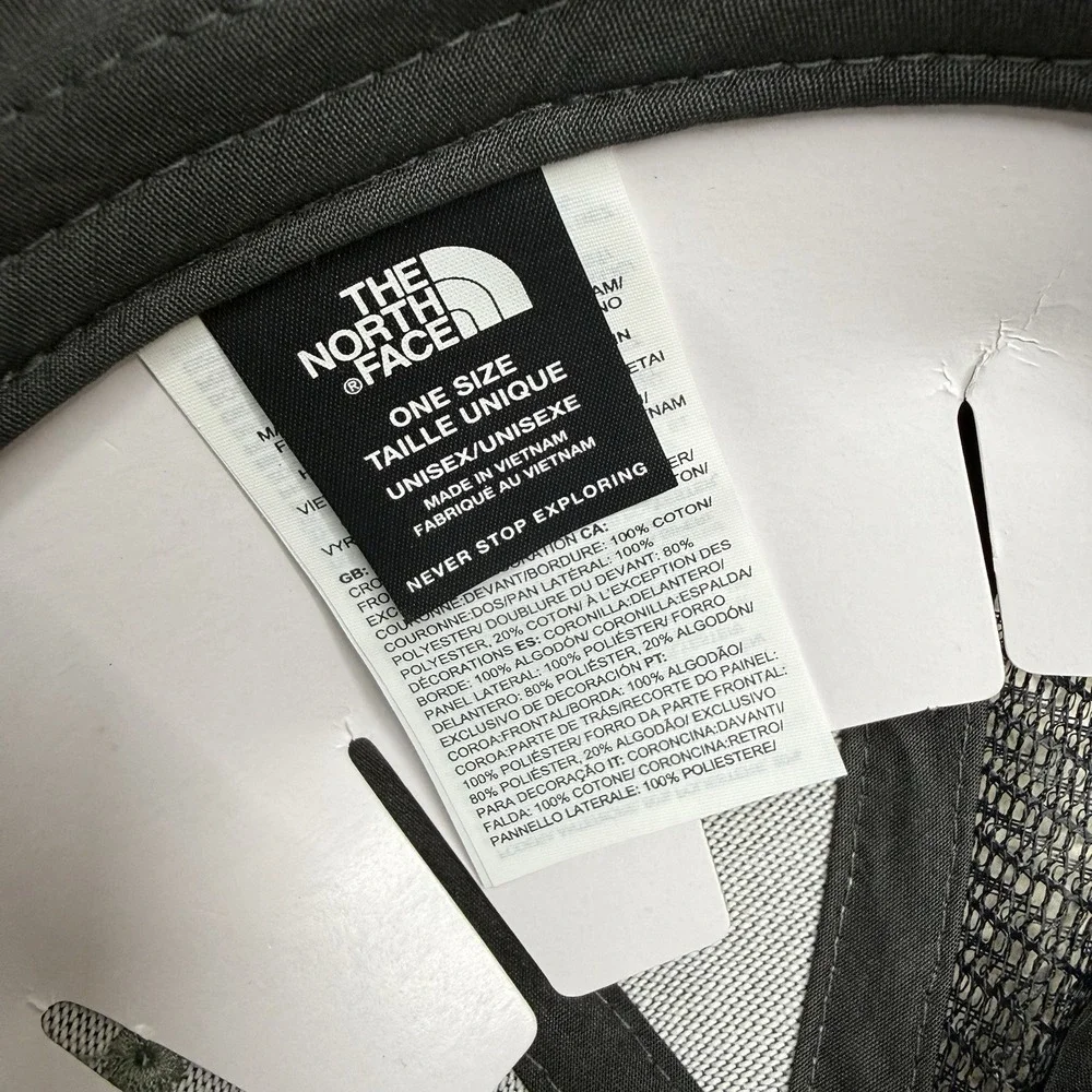 The North Face SnapBack hat cap bear‎ mountain trees gray/black adjustable